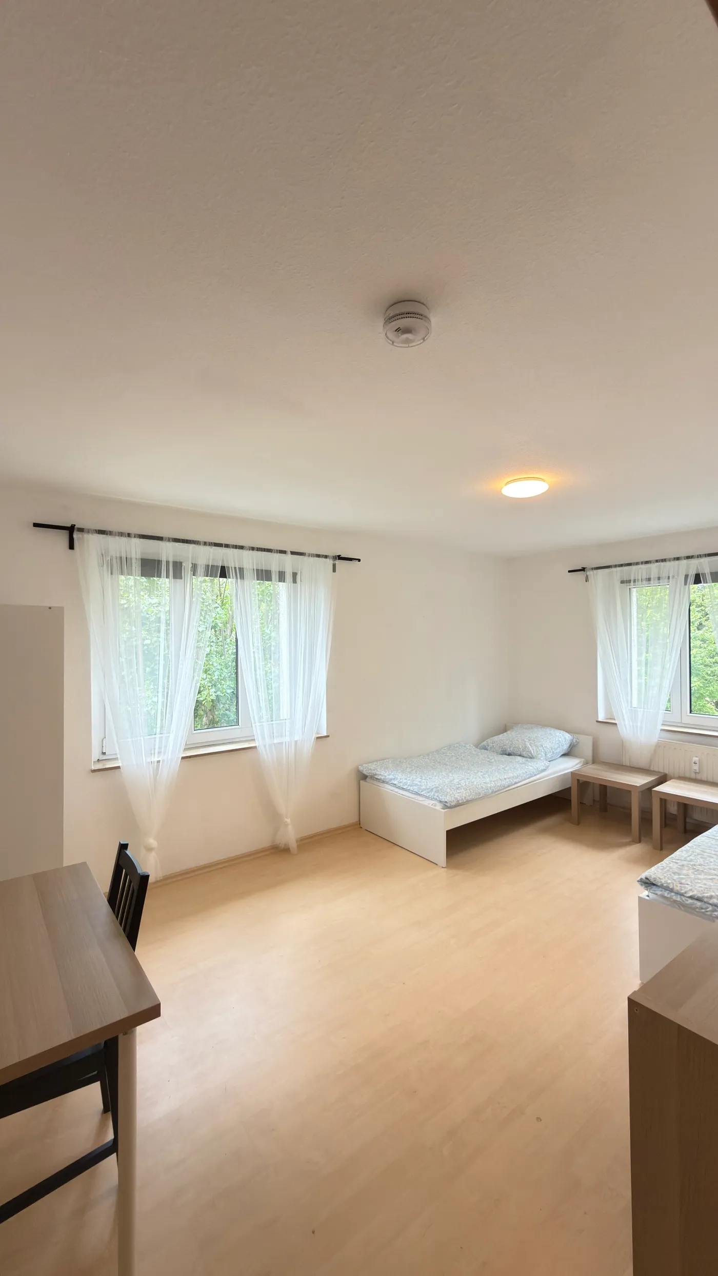 Geräumiges Zweibettzimmer für ein Projektteam in Dresden